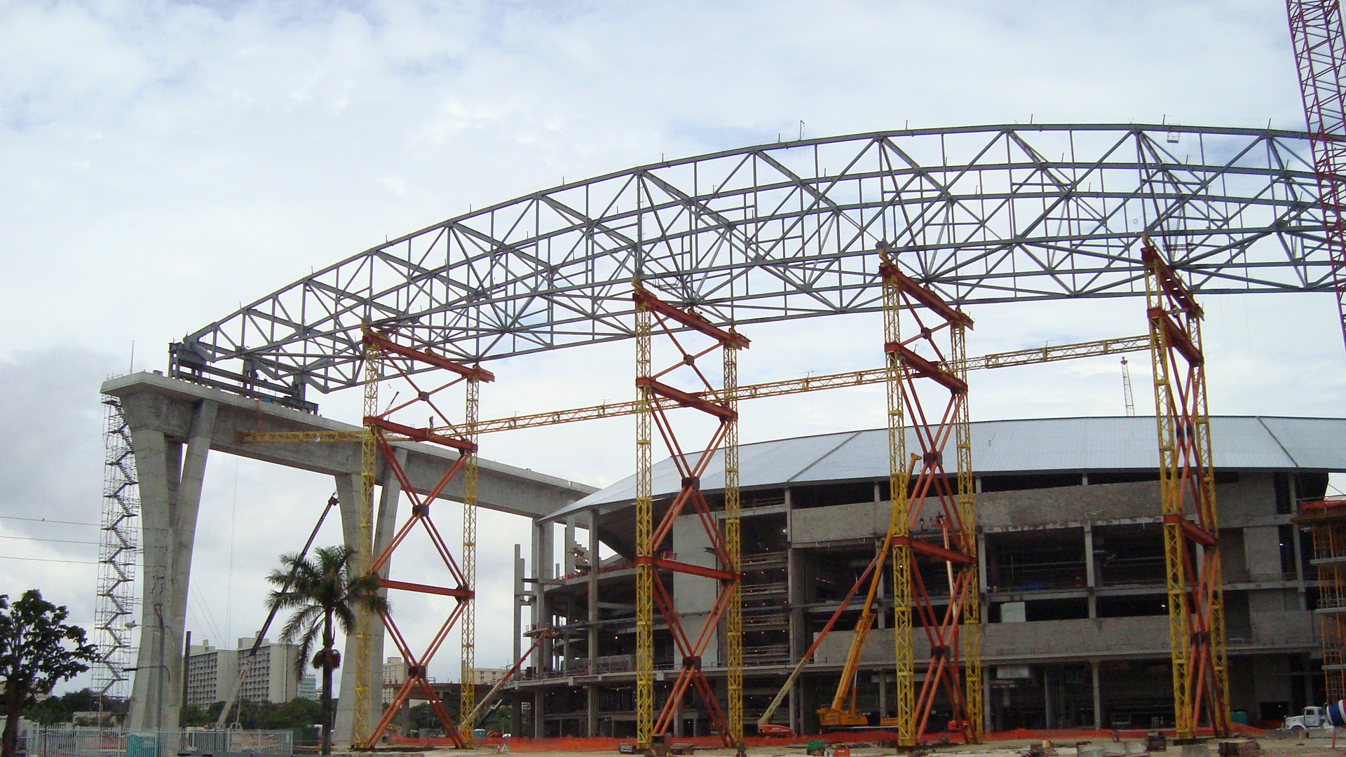 1_building_construction_jacks