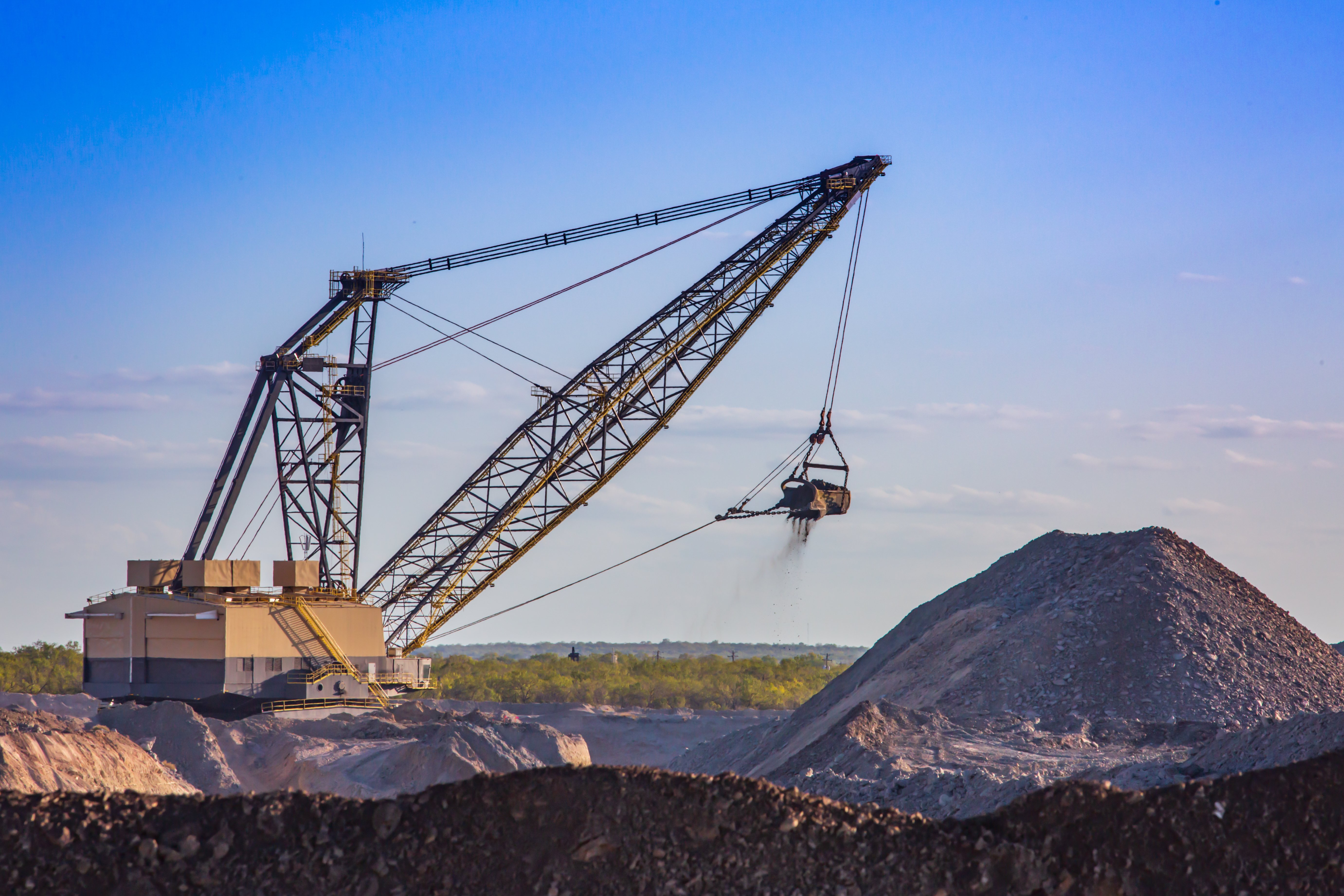 13.6-Million-Pound Dragline Lift Using Power Team Hydraulics